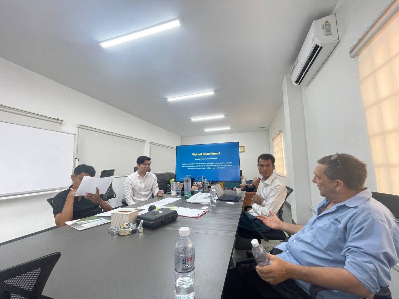 Project review with the Huffyda team