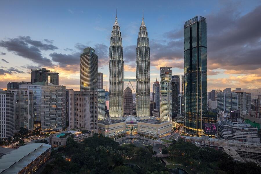 Kuala Lumpur skyline with the Petronas Towers at dusk